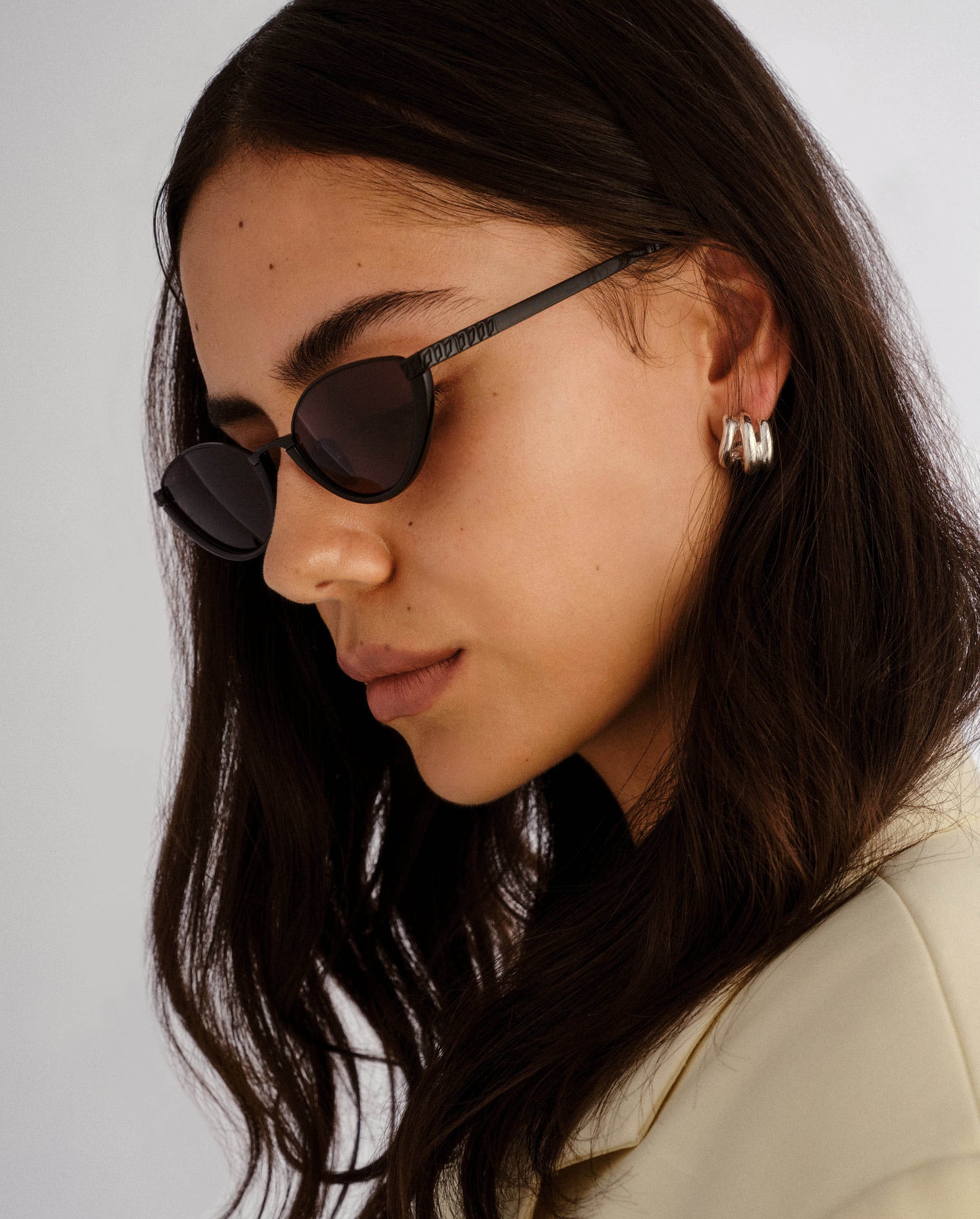 The Lia Black Female Cat-Eye Sunglasses | Luv Lou