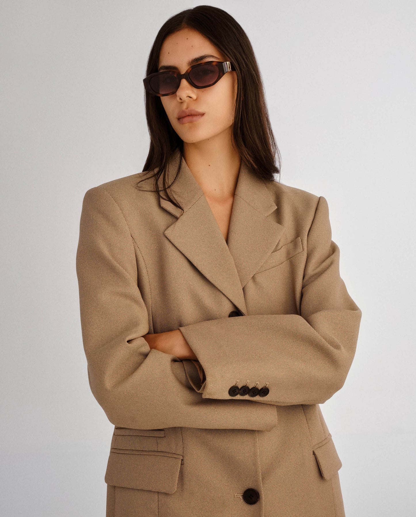 The Freddie Tort Female Oval Sunglasses | Luv Lou