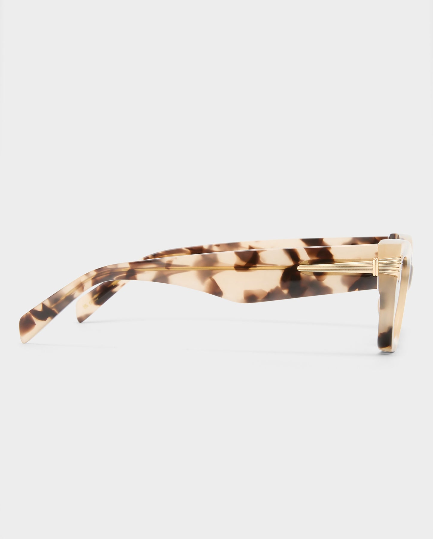 The Cameron Cream Tort Female Cat-Eye Sunglasses | Luv Lou