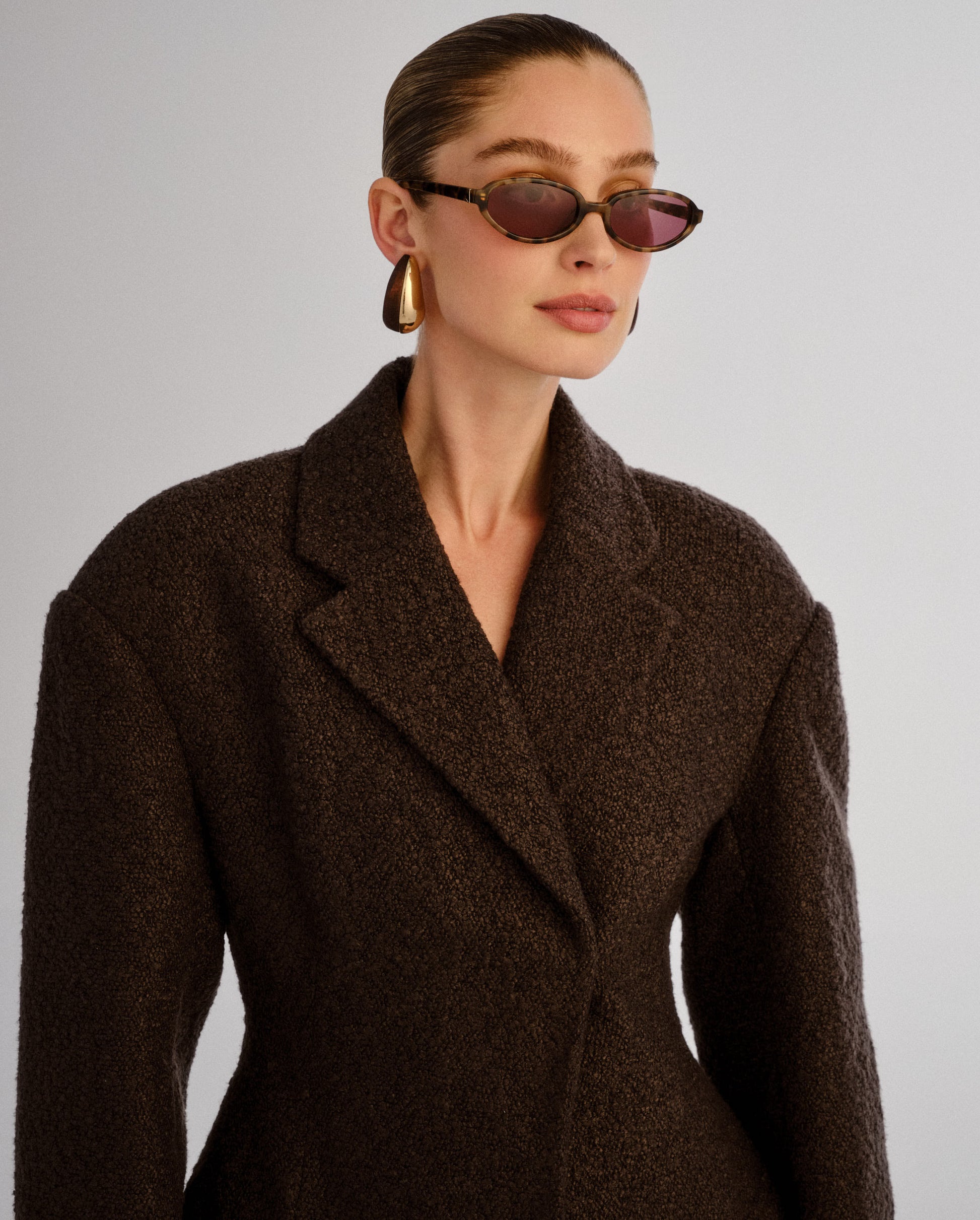 The Olive Mocha Tort Female Oval Sunglasses | Luv Lou