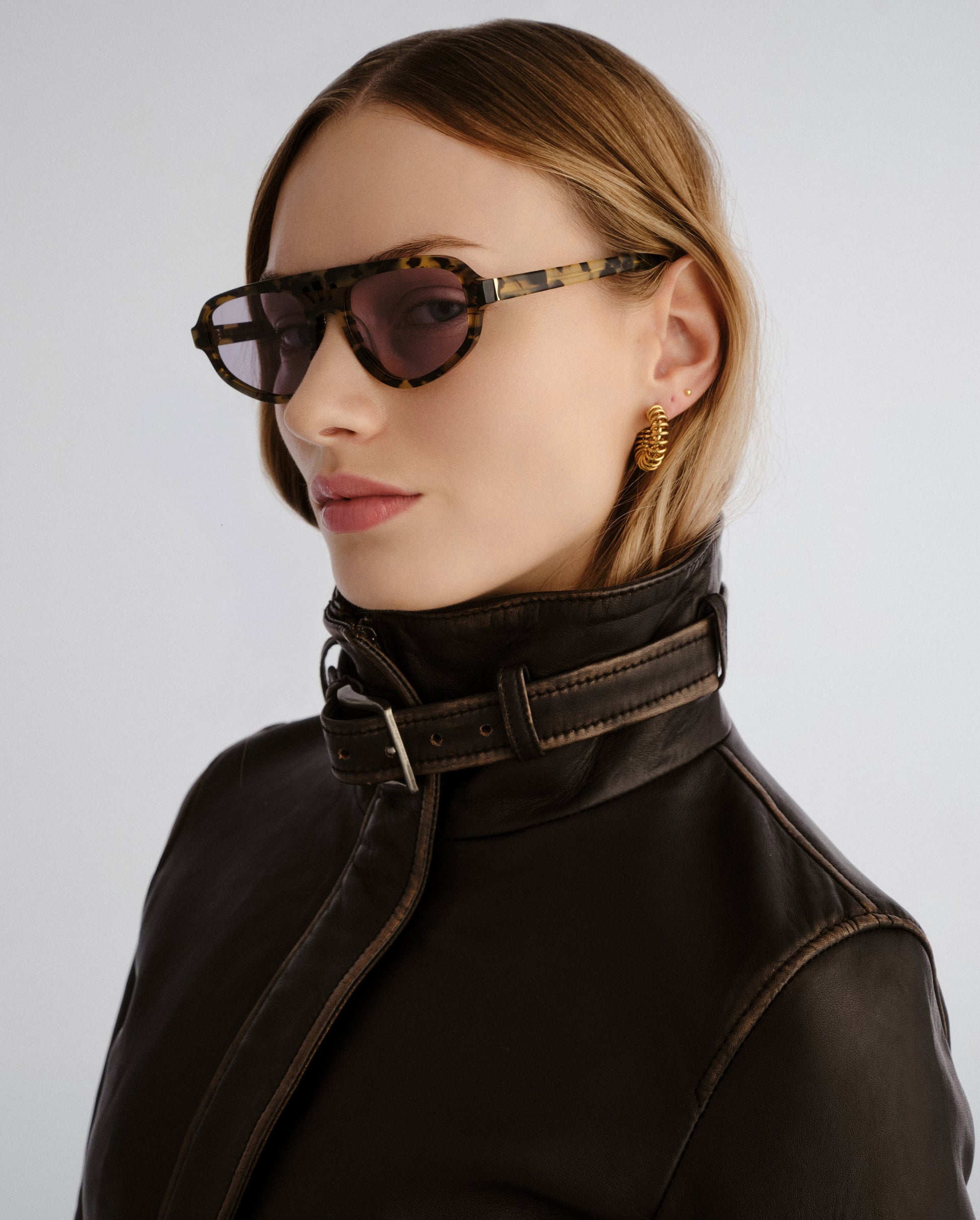 The Dakota Maple Tort Female Aviator Sunglasses | Luv Lou