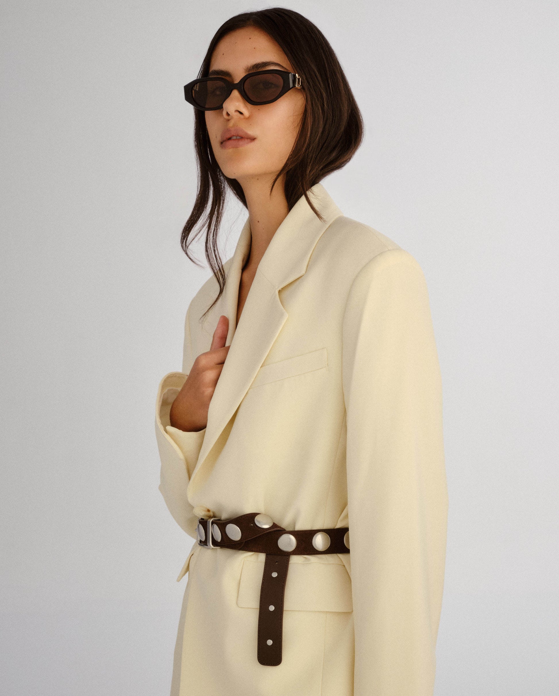 The Freddie Black Female Oval Sunglasses | Luv Lou