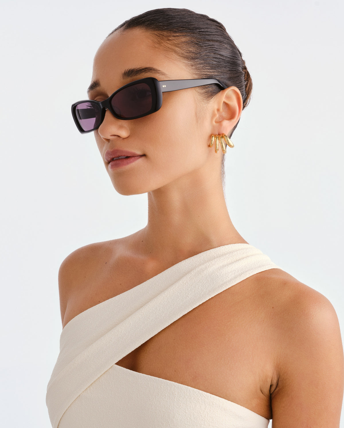 The Suki Black Female Rectangle Sunglasses | Luv Lou