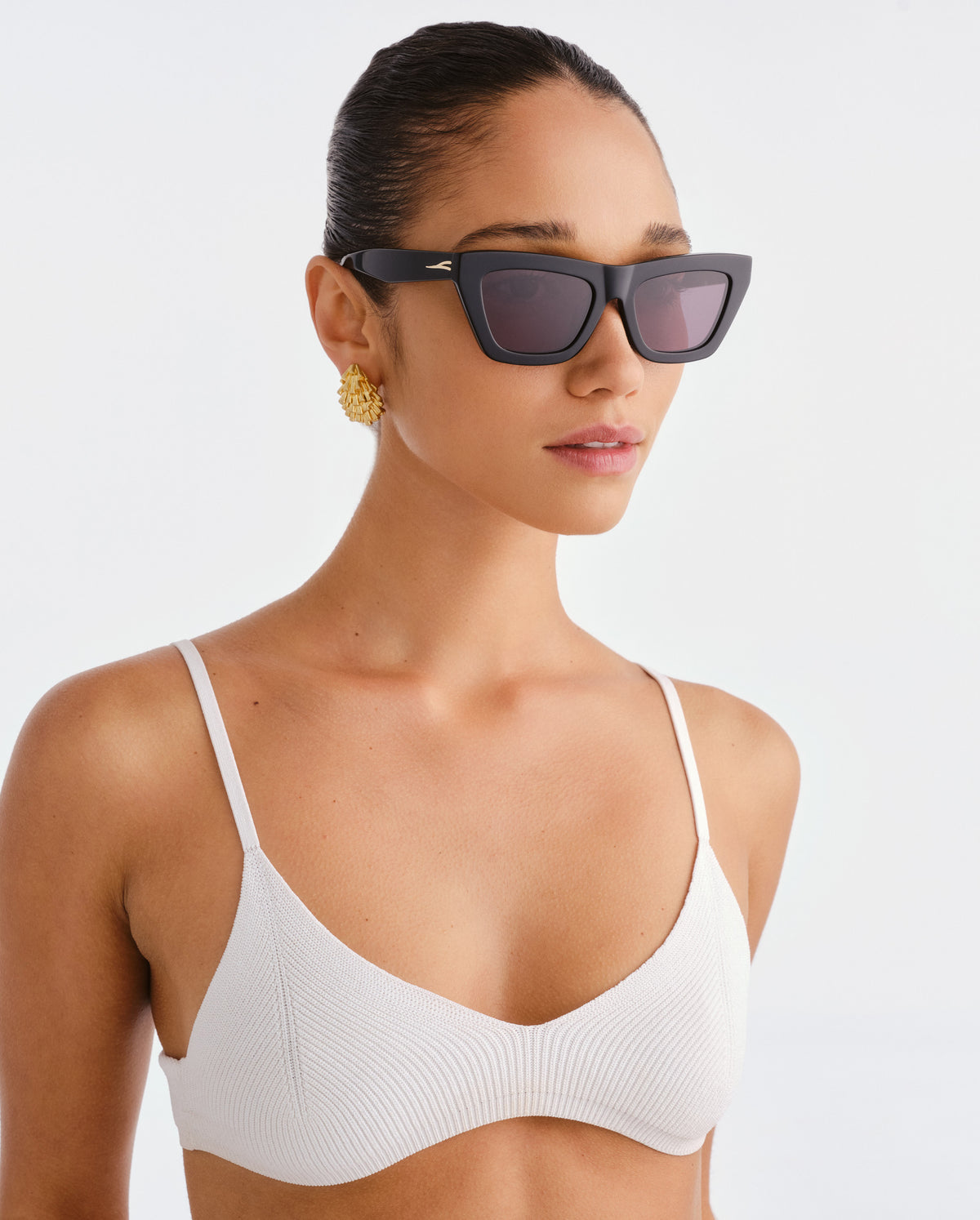 The Hudson Black Female Cat-Eye Sunglasses | Luv Lou