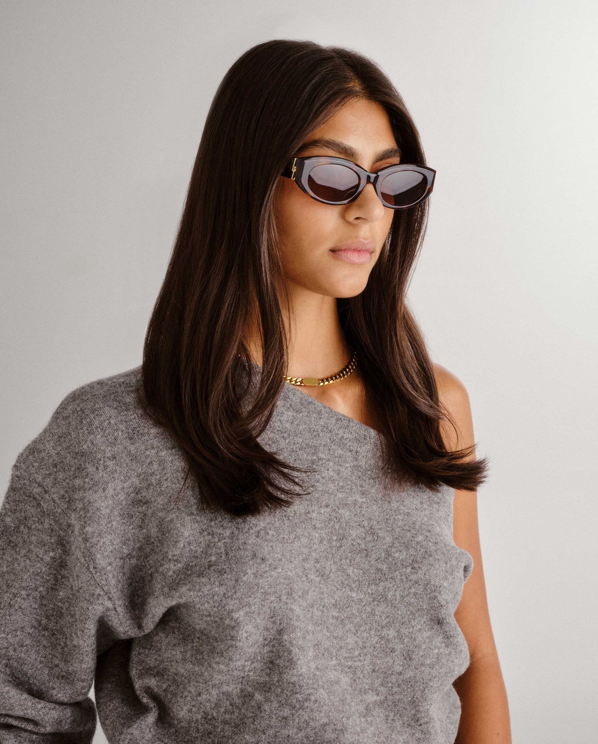 The Juliet Dark Tort Female Oval Sunglasses | Luv Lou