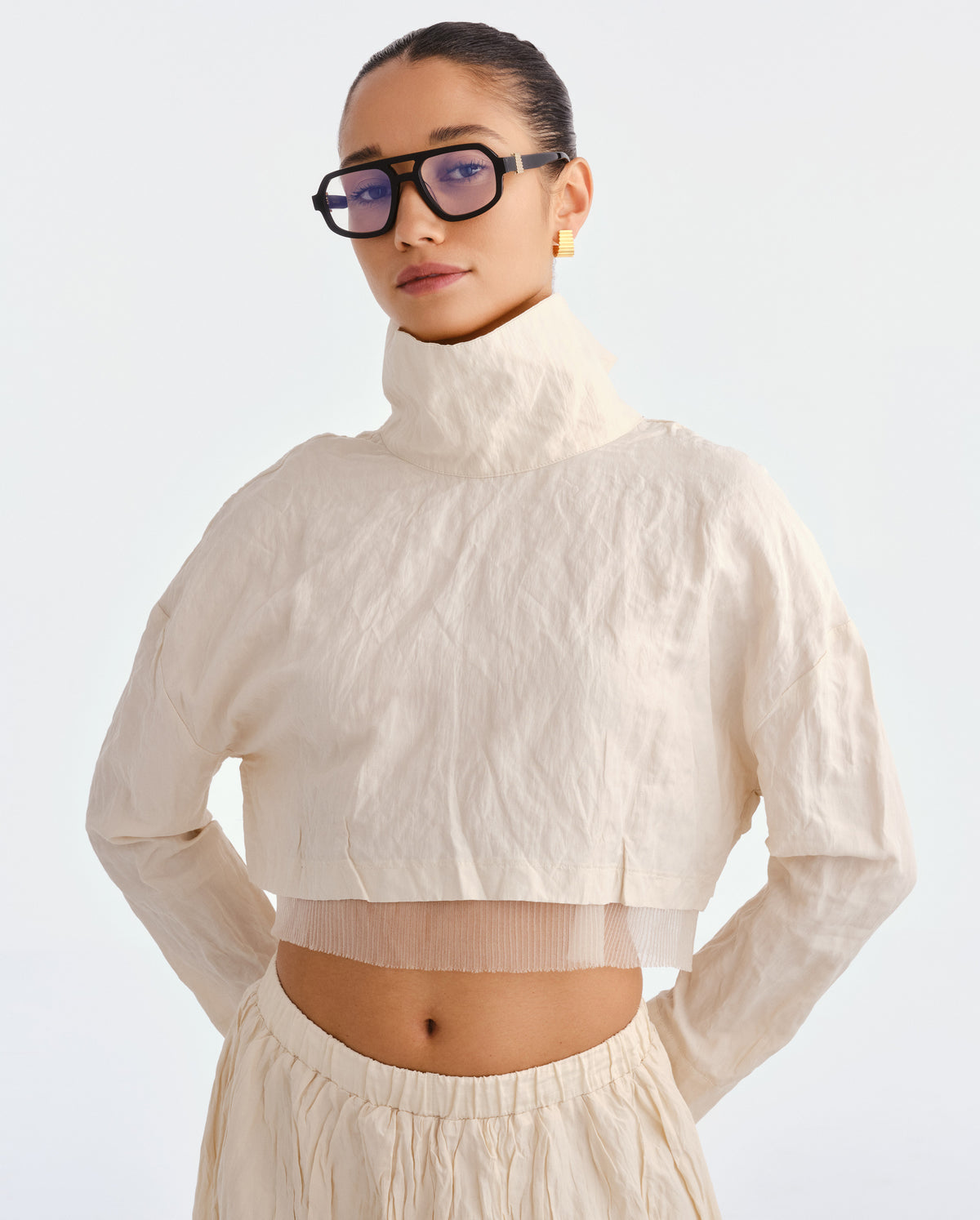 The Banks Luxe Black Female Aviator Blue Light | Luv Lou