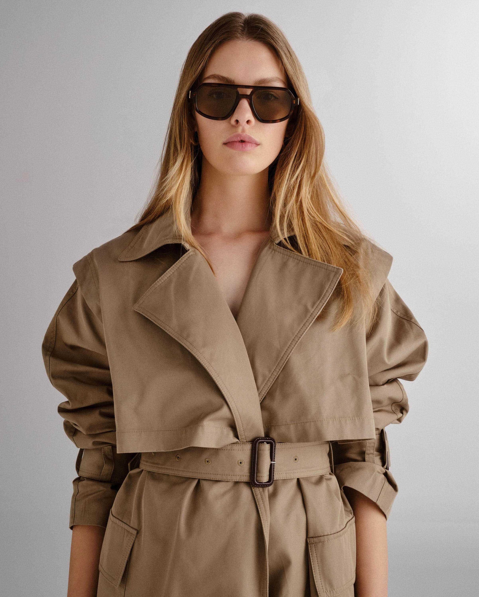 The Banks Moss Tort Female Aviator Sunglasses | Luv Lou