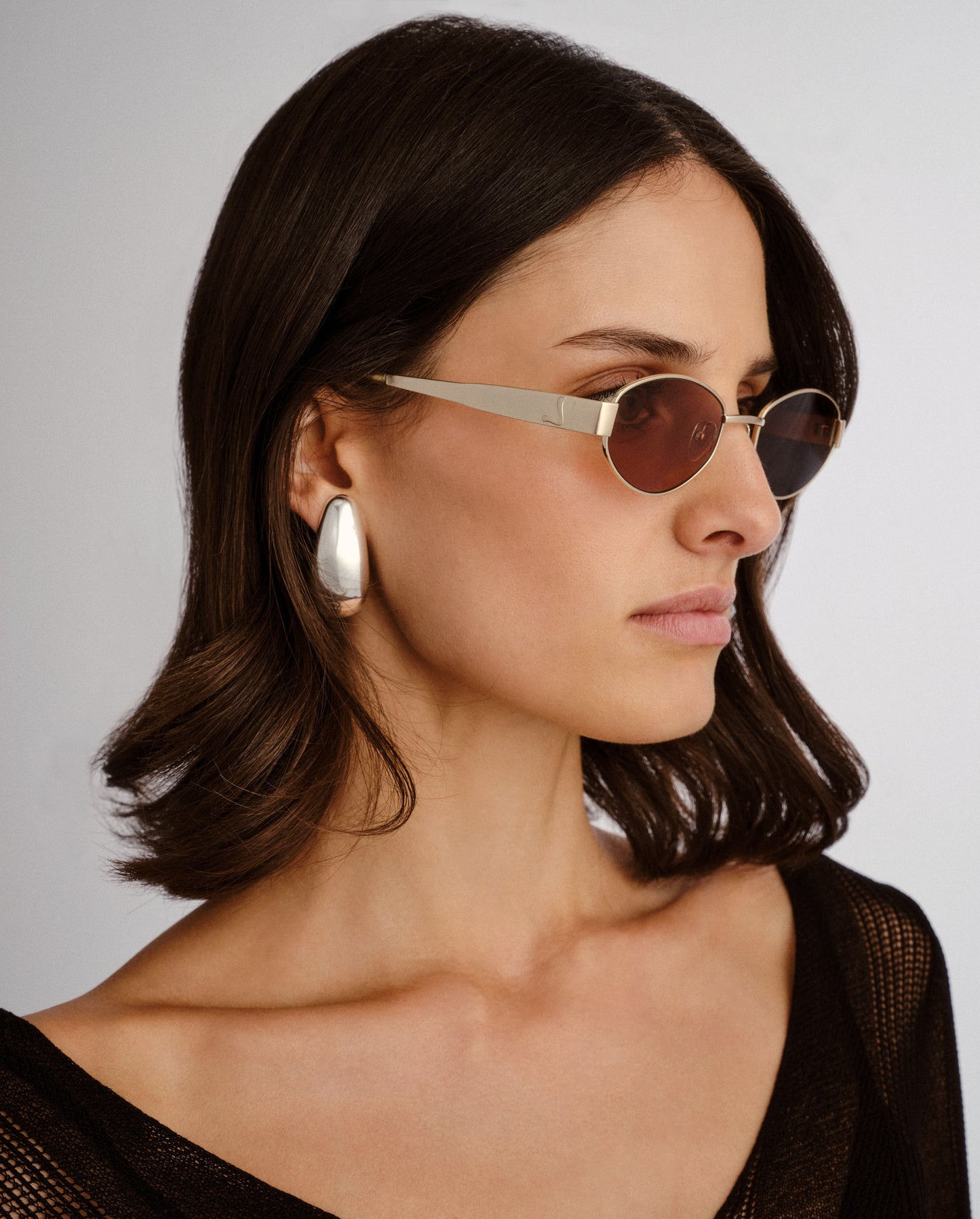 The Boston Brushed Gold Female Oval Sunglasses | Luv Lou