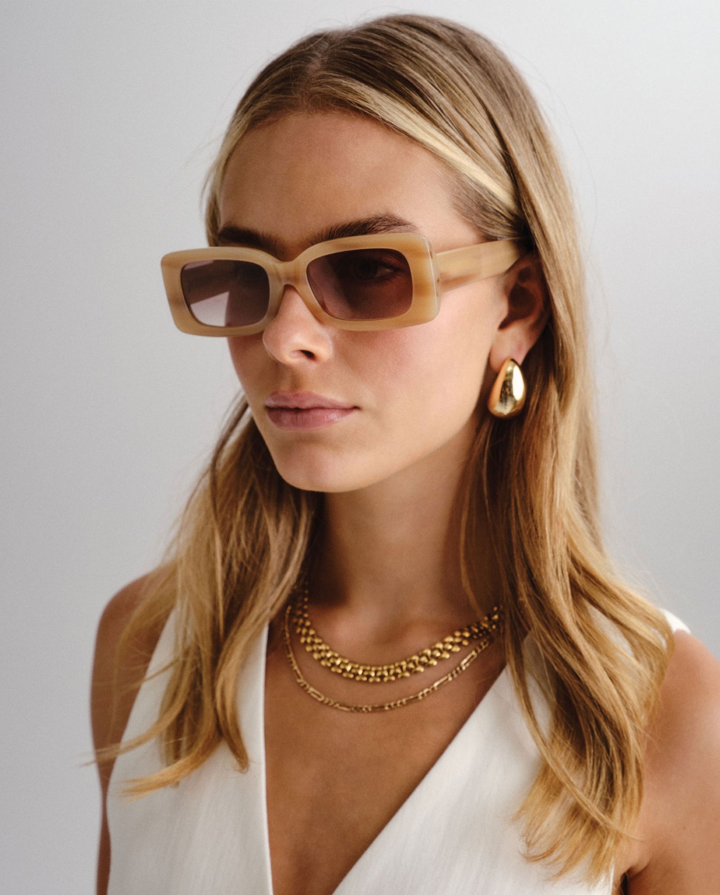 The Margot Oat Female Rectangle Sunglasses | Luv Lou