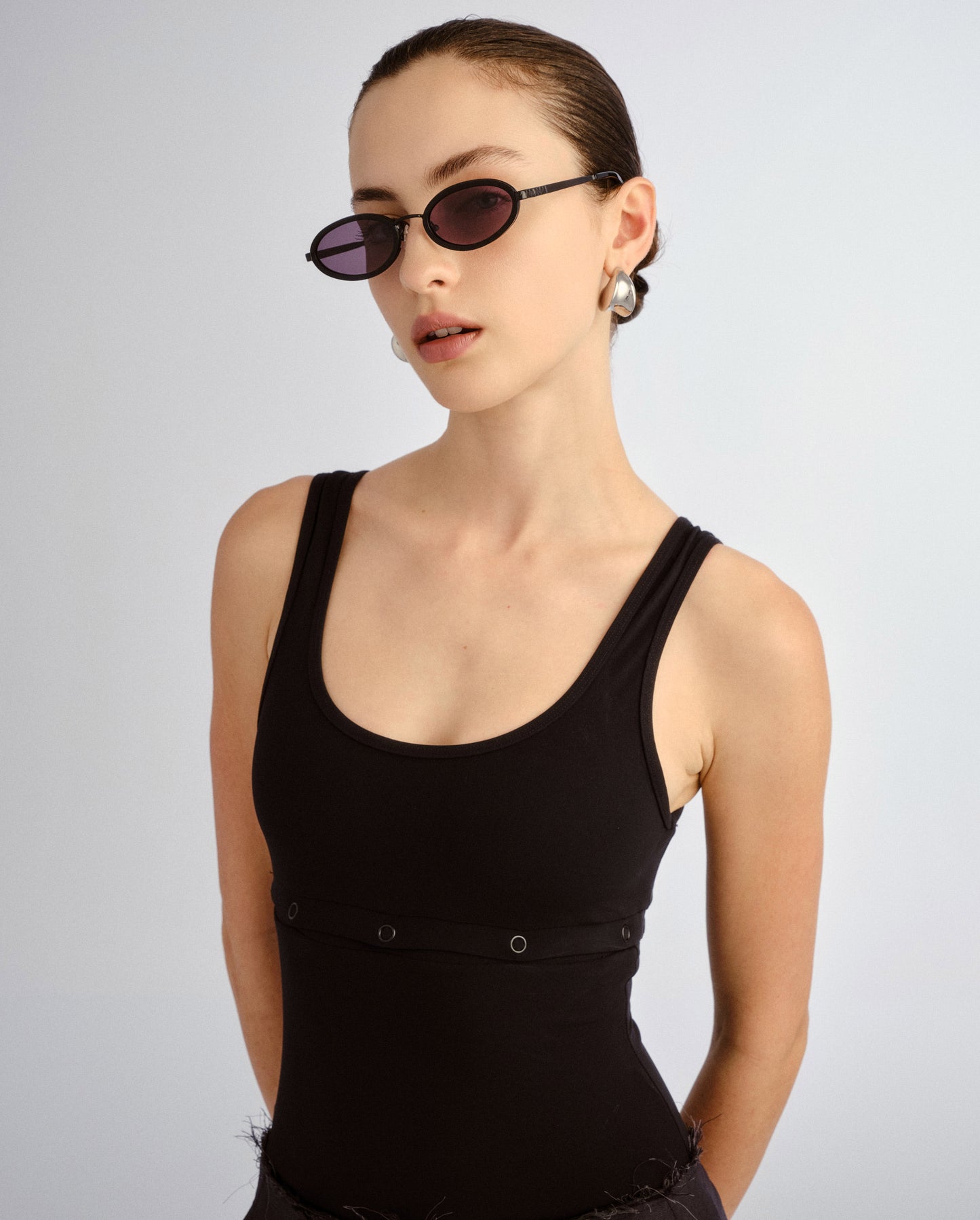 The Sage Black Female Oval Sunglasses | Luv Lou