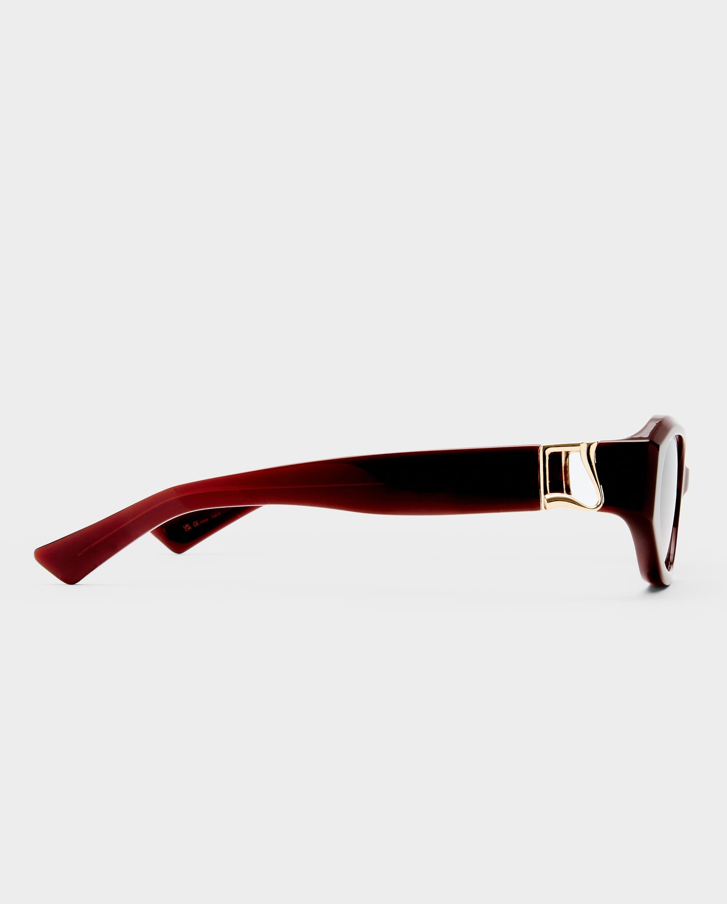 The Freddie Cherry Female Oval Sunglasses | Luv Lou