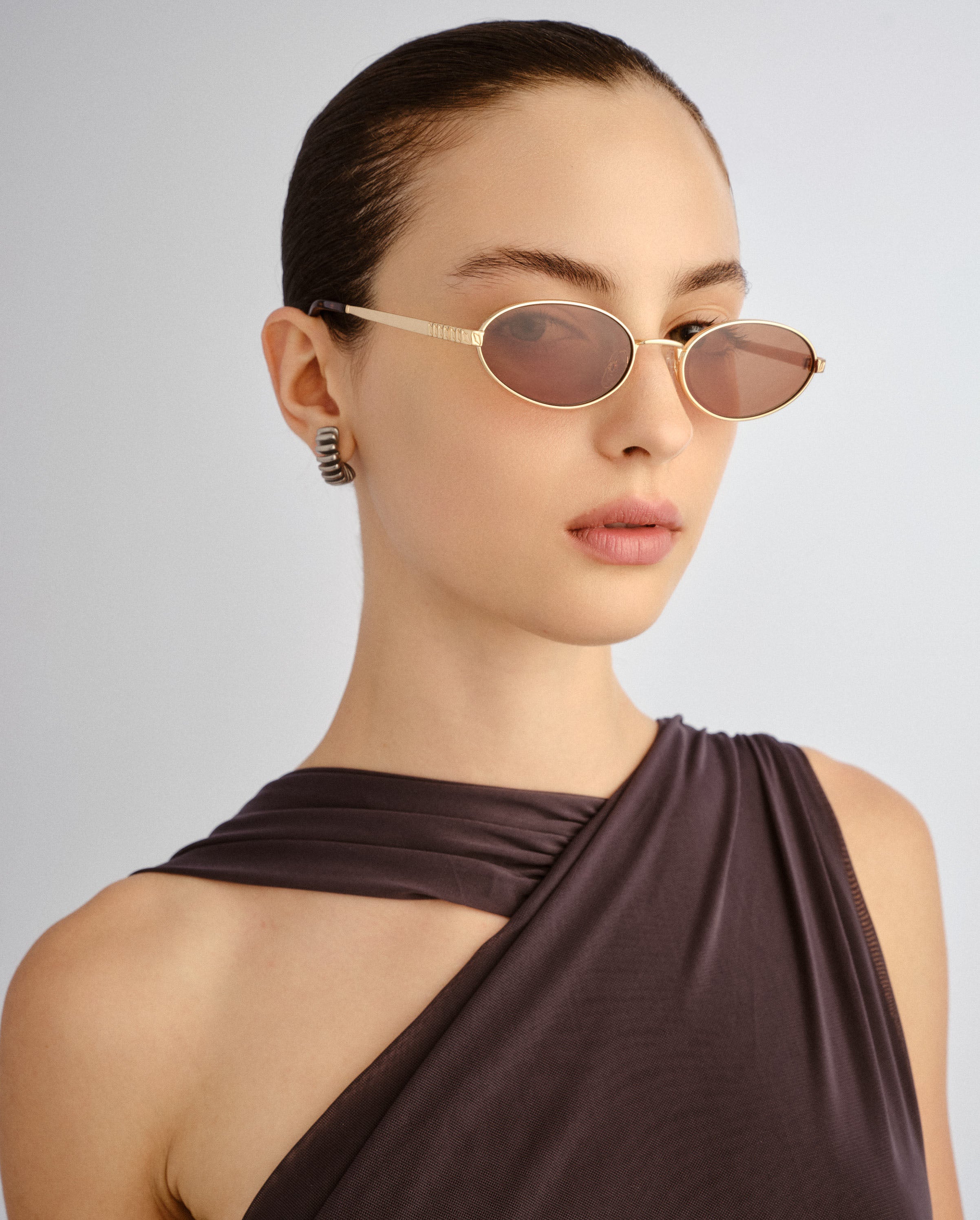 The Kendall Gold Female Oval Sunglasses | Luv Lou